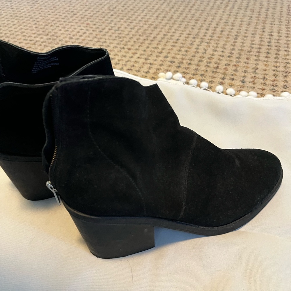 Steve Madden Black Ankle Booties